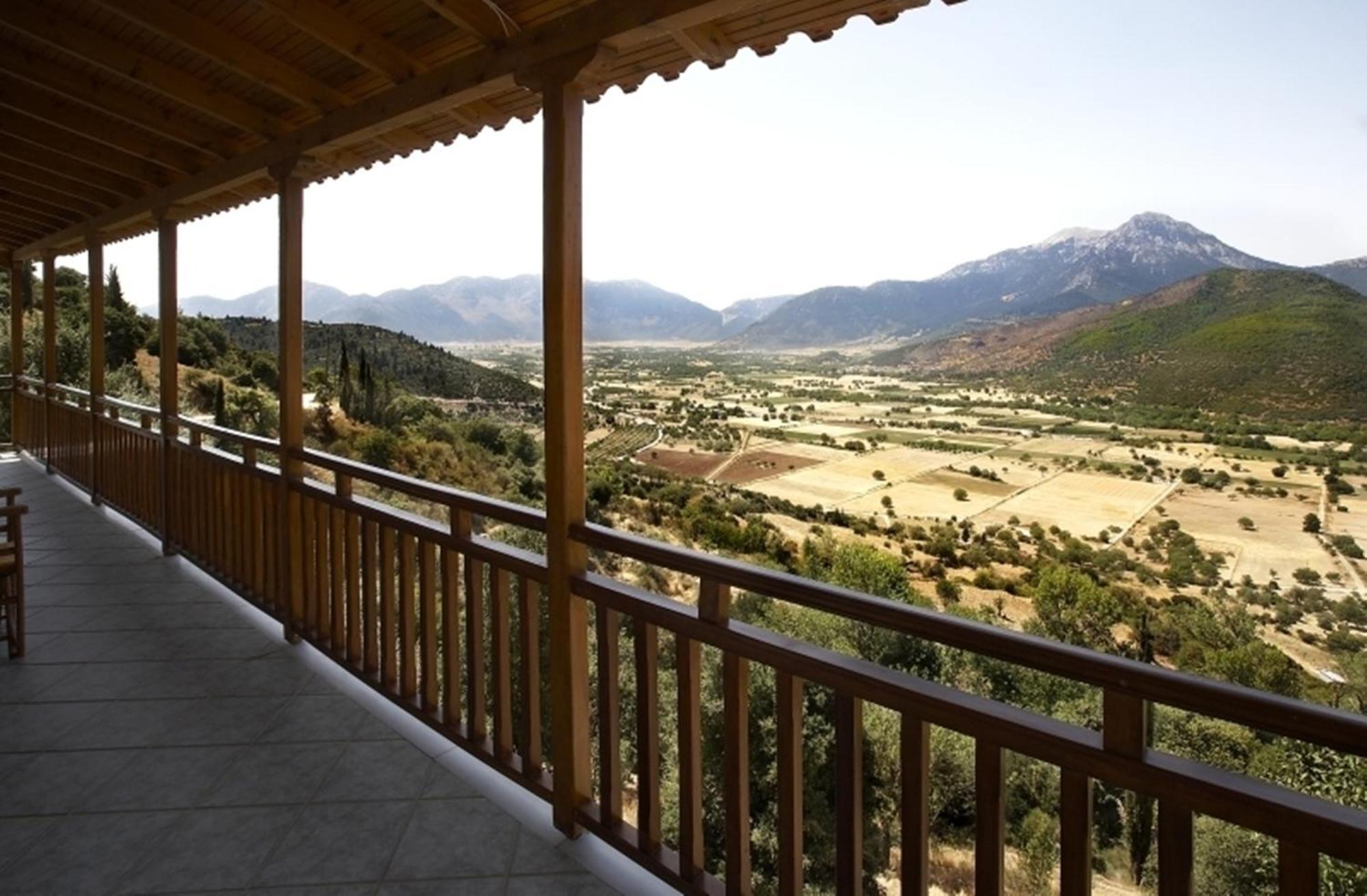 Hotel Semeli Goura Bagian luar foto