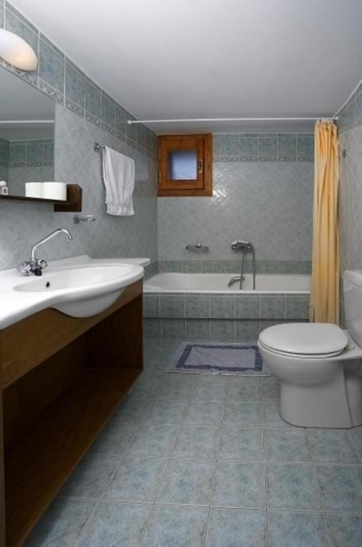 Hotel Semeli Goura Ruang foto