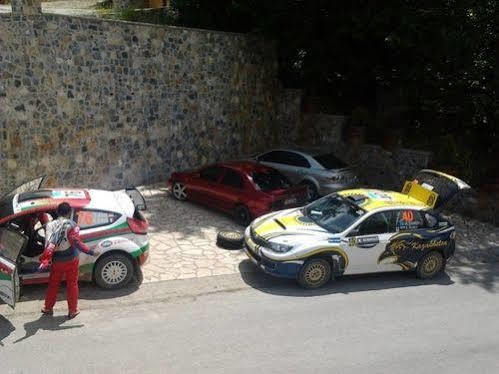 Hotel Semeli Goura Bagian luar foto